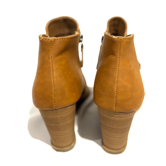 Dolcetta Camel Booties sz 10 Wedge Capsule Double zip Classic Minimalist Career - Picture 4 of 7